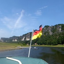 Schiffsfähre Elbe - Rathen - (c) HaVD